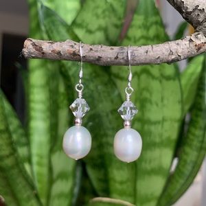 Freshwater pearl and transparent crystal earrings. sterling silver. approx 3 cm
